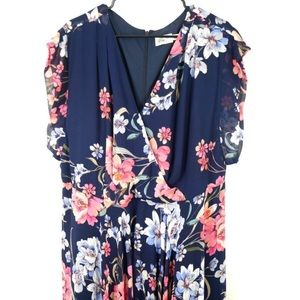 Eliza J Navy Floral V-Neck Maxi Dress